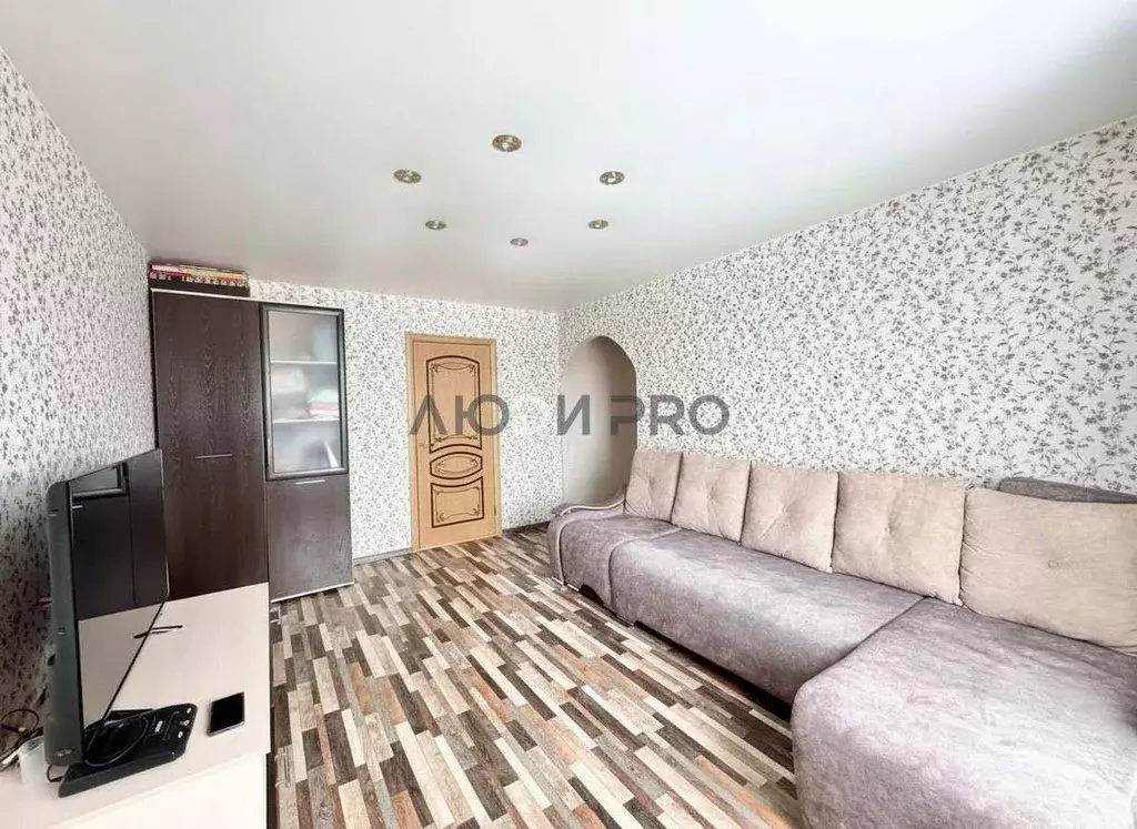 4-к кв. Алтайский край, Барнаул ул. Антона Петрова, 216 (69.1 м) - Фото 1