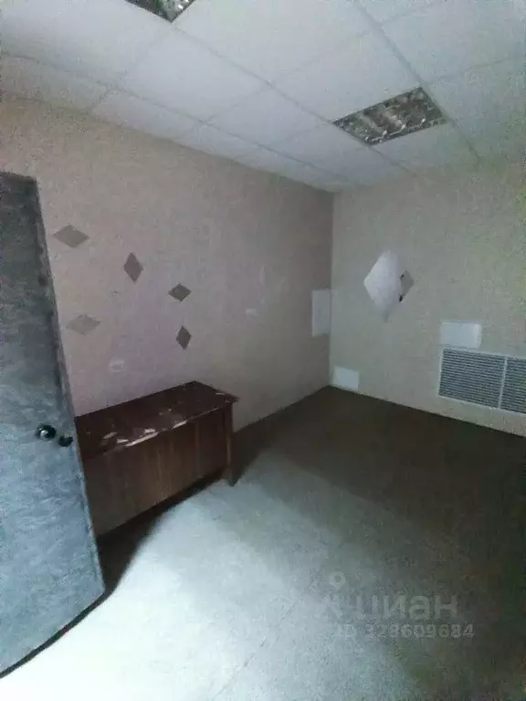 Помещение свободного назначения в Московская область, Высоковск Клин ... - Фото 1