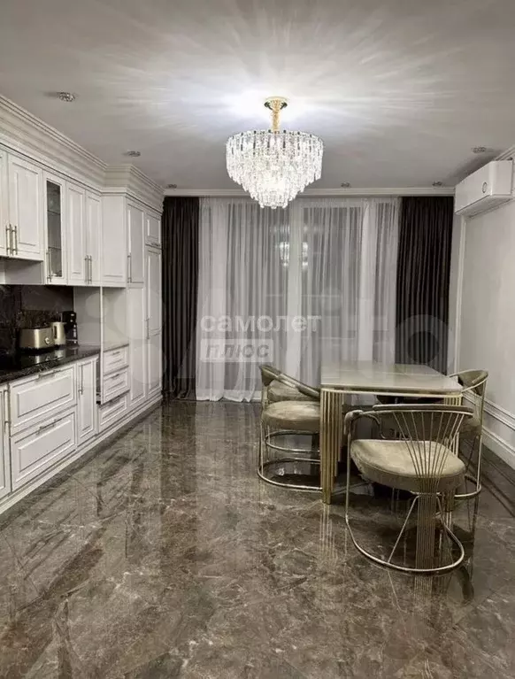 3-к. квартира, 100 м, 4/6 эт. - Фото 1