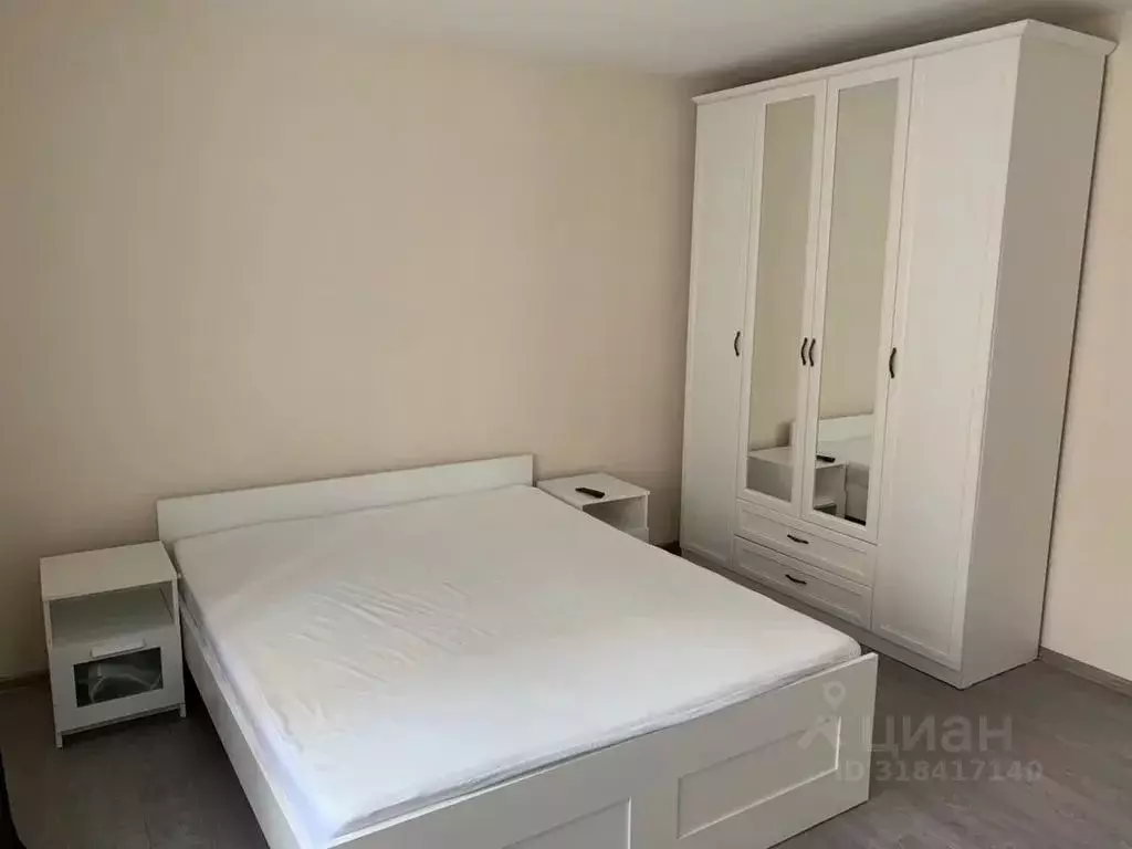 2-к кв. Псковская область, Псков ул. Труда, 60 (65.0 м) - Фото 0