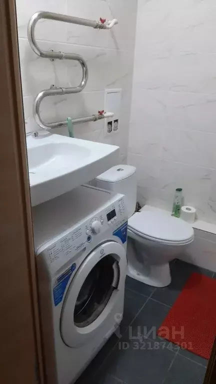 2-к кв. Свердловская область, Первоуральск ул. Емлина, 8А (37.9 м) - Фото 1