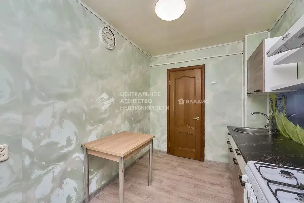 2-к кв. Рязанская область, Рязань Черновицкая ул., 21к1 (50.7 м) - Фото 2