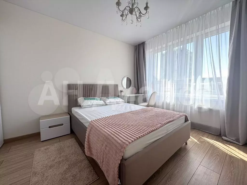 1-к. квартира, 45 м, 12/33 эт. - Фото 0