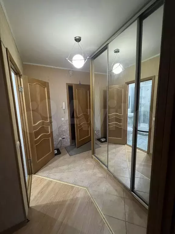 1-к. квартира, 40 м, 5/10 эт. - Фото 0