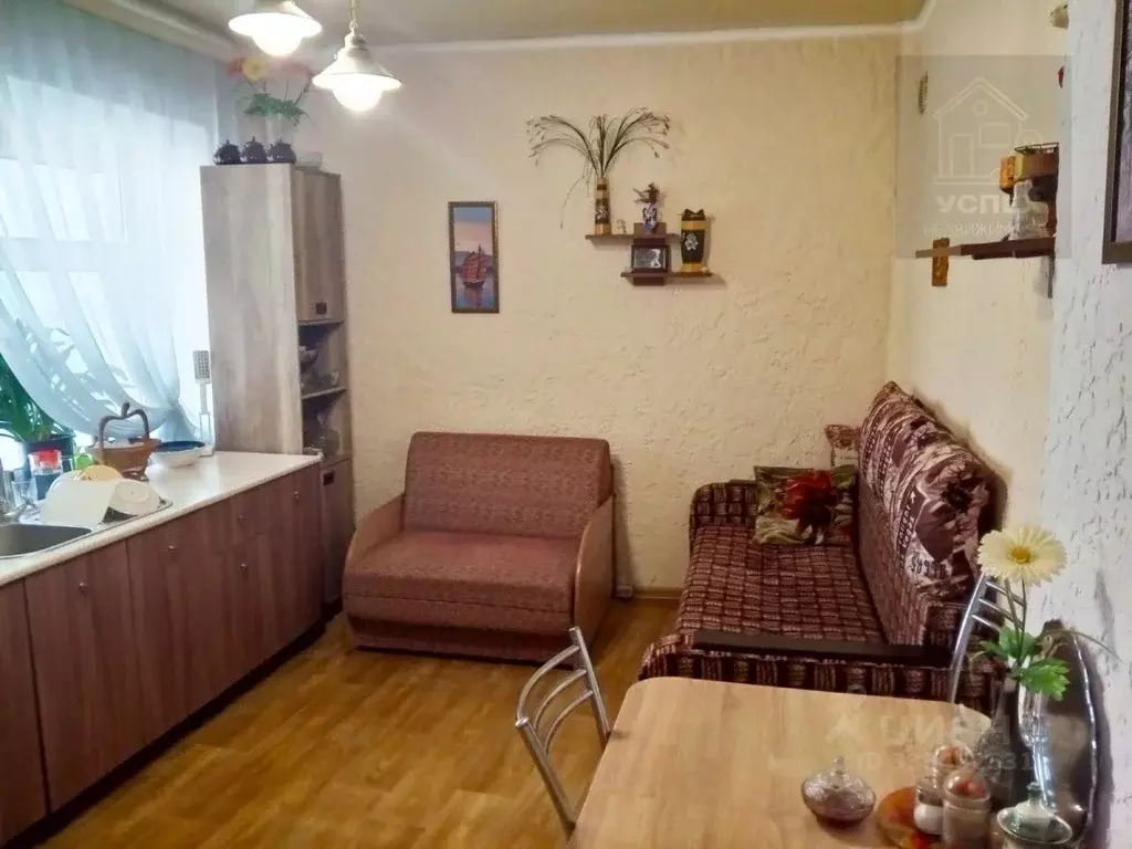 1-к кв. Крым, Феодосия ул. Советская, 71 (37.5 м) - Фото 1