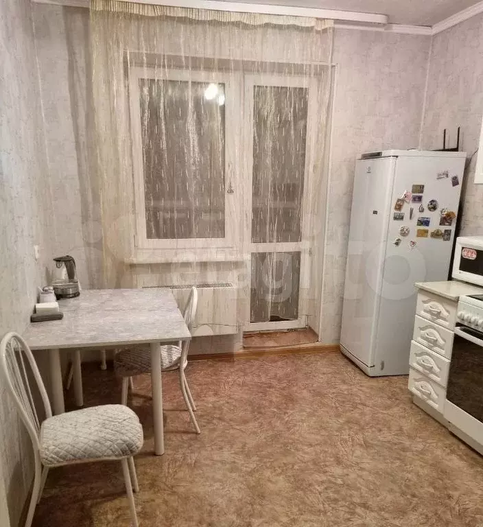 1-к. квартира, 40 м, 9/10 эт. - Фото 0