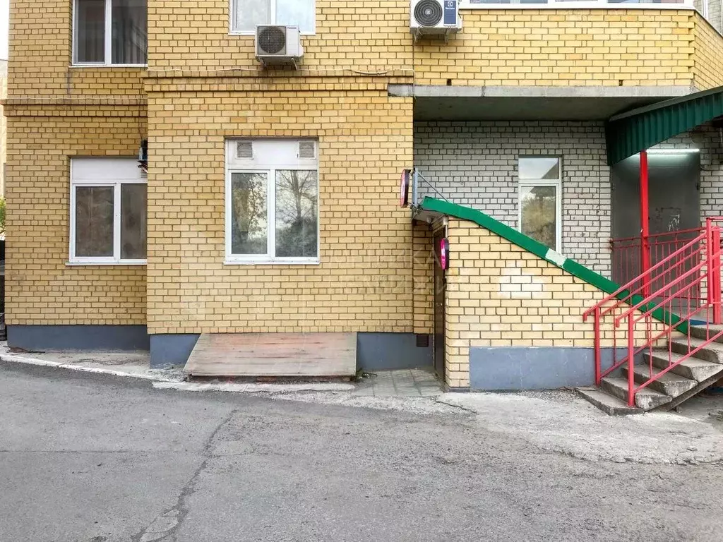 Помещение свободного назначения в Тюменская область, Тюмень ул. ... - Фото 1