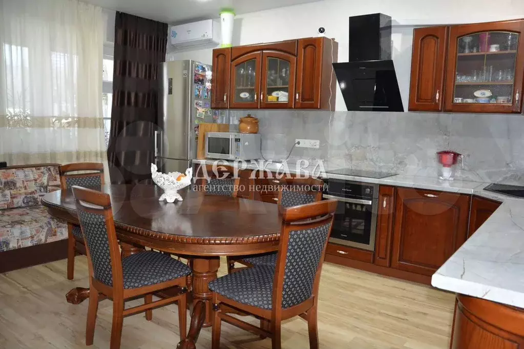 3-к. квартира, 98 м, 2/9 эт. - Фото 1