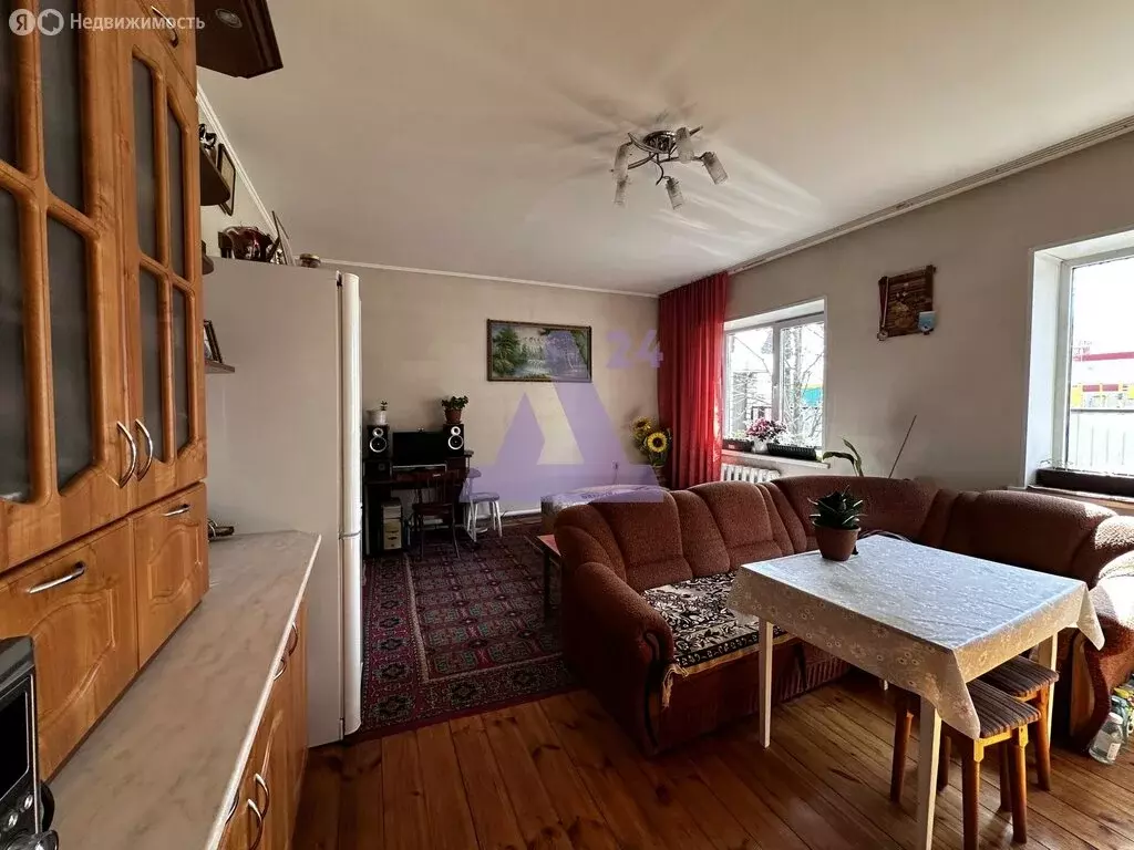Дом в Барнаул, улица Гущина, 86 (184 м) - Фото 1