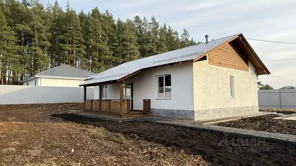 Дом в Свердловская область, Белоярский муниципальный округ, пос. ... - Фото 1