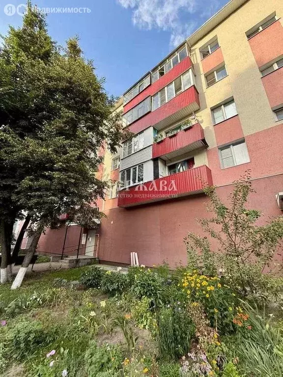 3-комнатная квартира: Старый Оскол, микрорайон Лебединец, 24А (59.8 м) - Фото 0