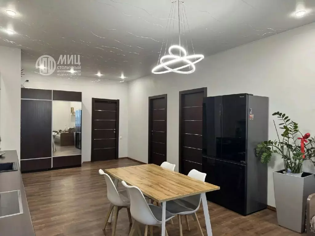 Продается 3-комнатная квартира - Фото 2