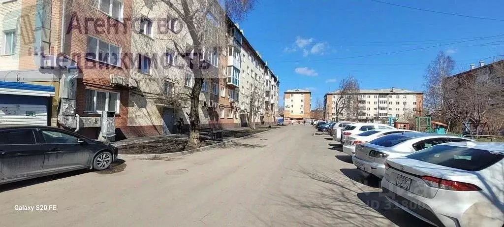 2-к кв. Кемеровская область, Ленинск-Кузнецкий просп. Кирова, 114 ... - Фото 0