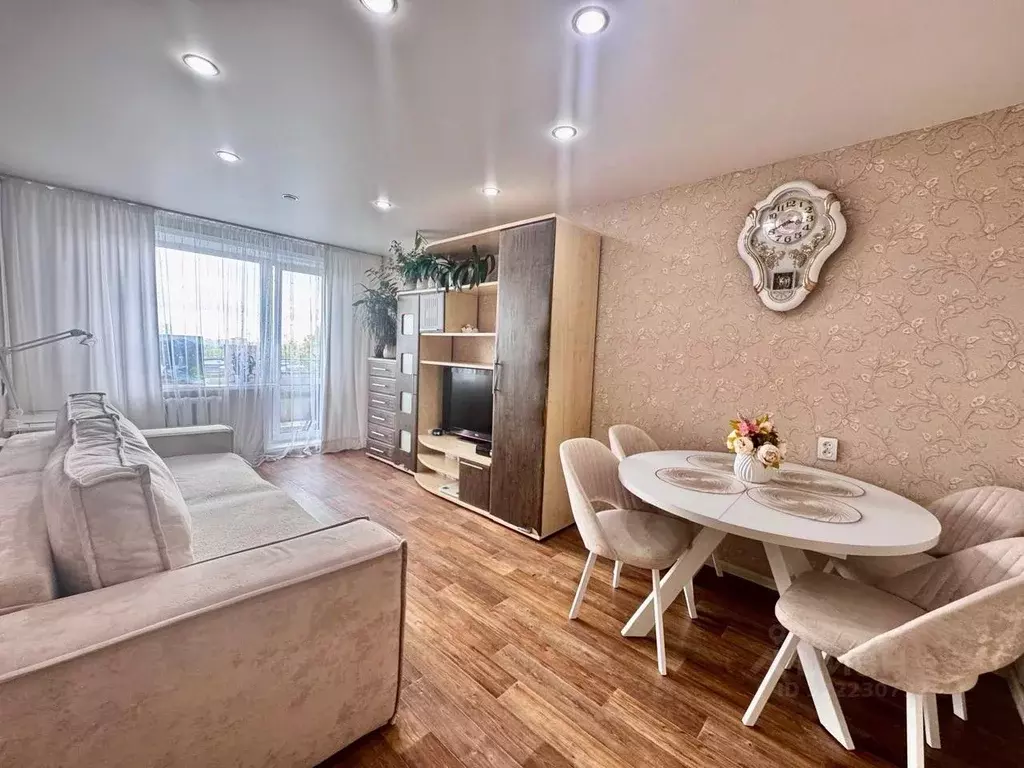 3-к кв. Алтайский край, Барнаул ул. Энтузиастов, 9/1 (59.5 м) - Фото 1