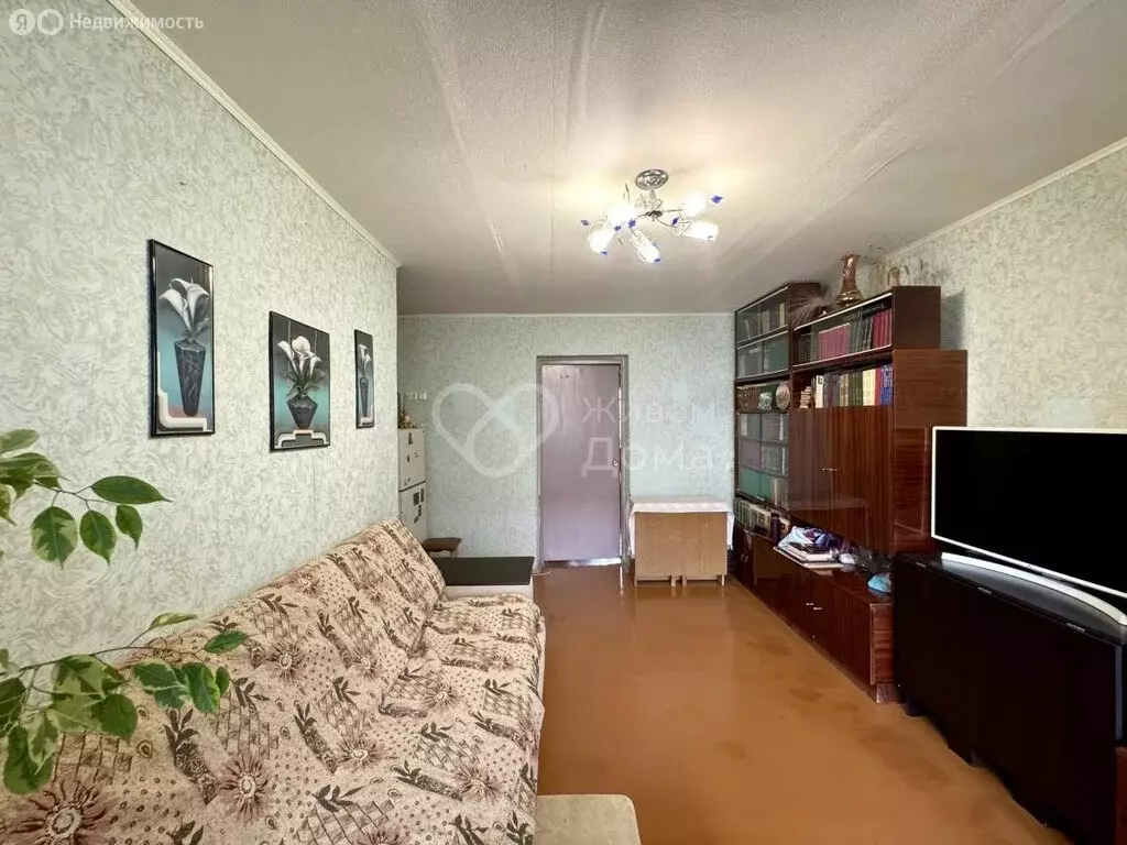 3-комнатная квартира: Волгоград, Двинская улица, 12 (60 м) - Фото 0