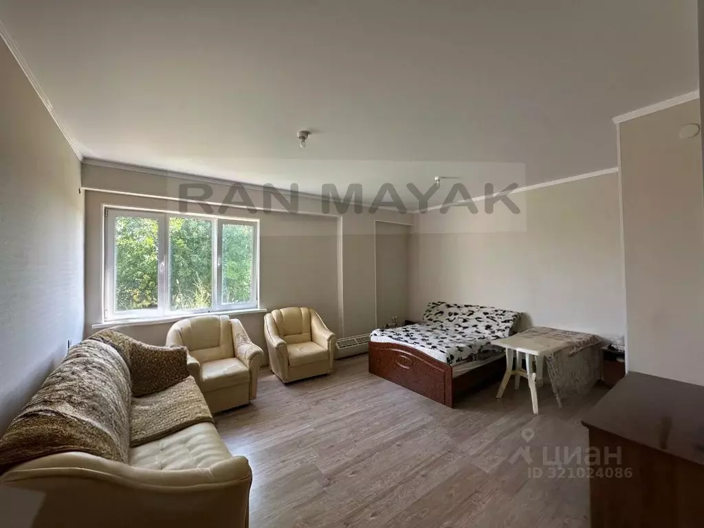 3-к кв. Адыгея, Гиагинская ст-ца ул. Заводская, 1К (73.0 м) - Фото 1