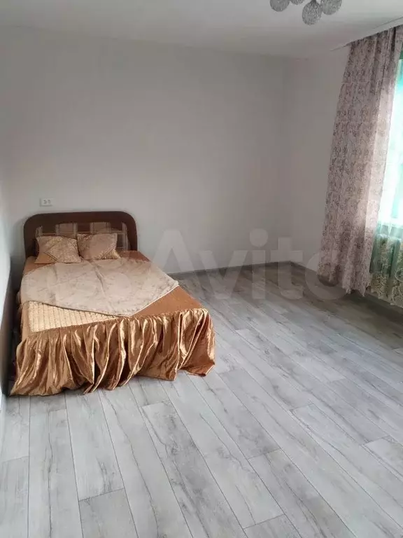 2-к. квартира, 55 м, 1/5 эт. - Фото 0
