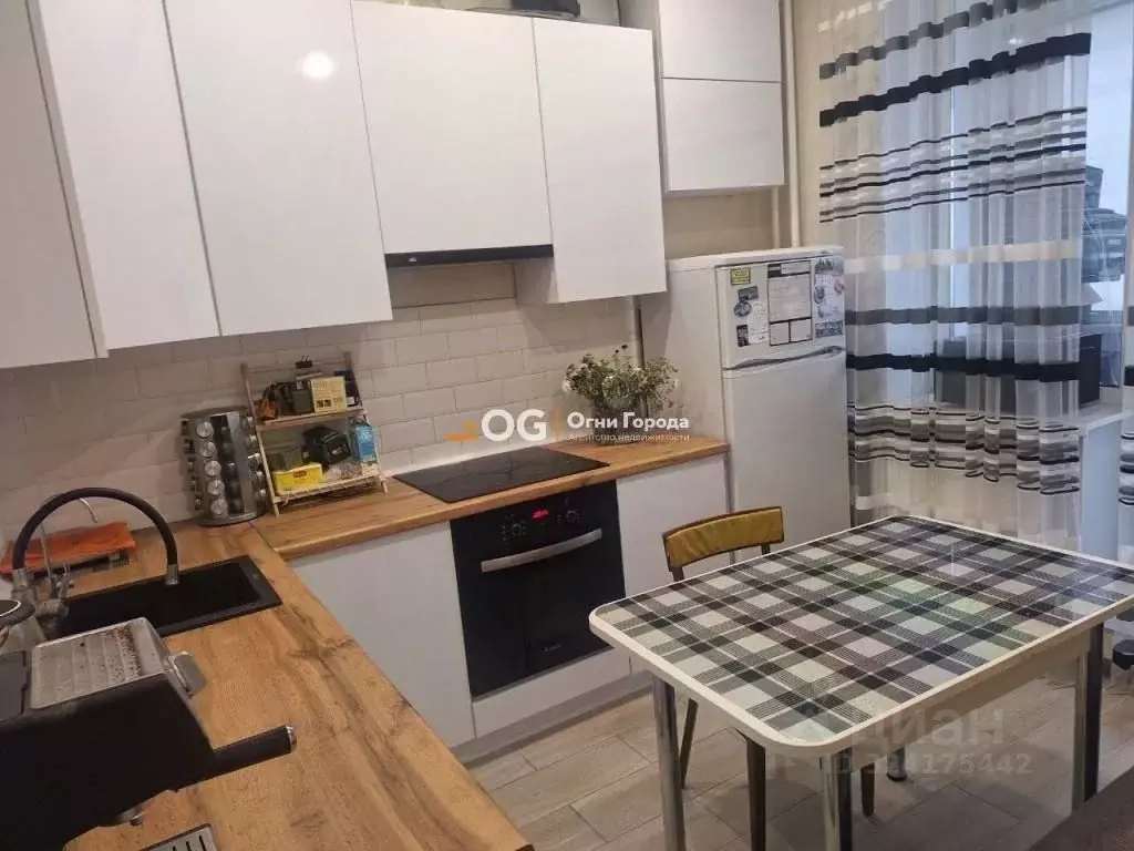 1-к кв. Брянская область, Брянск ул. Горбатова, 47 (40.0 м) - Фото 1