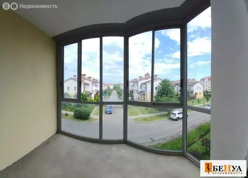3-комнатная квартира: Сестрорецк, улица Всеволода Боброва, 31 (90.8 м) - Фото 1