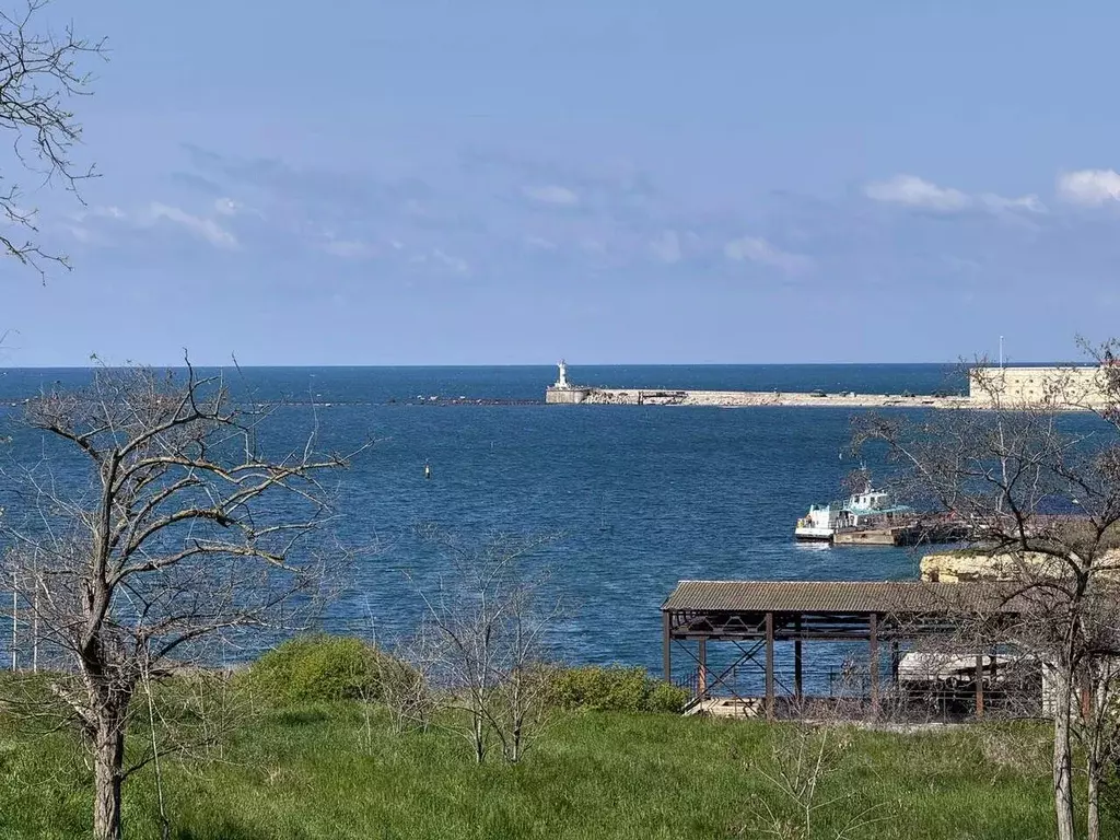 Комната Севастополь ул. Гвардейская, 5 (18.4 м) - Фото 1