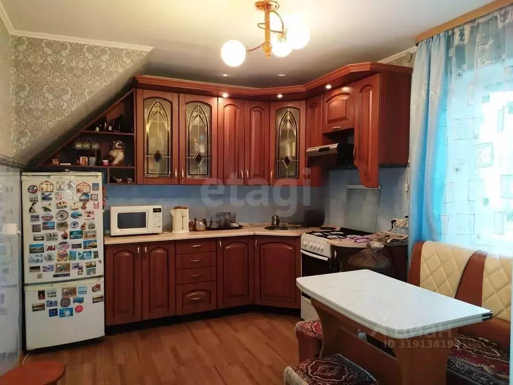 Дом в Бурятия, Улан-Удэ пос. Кумыска, ул. Дацанская, 160 (100 м) - Фото 1