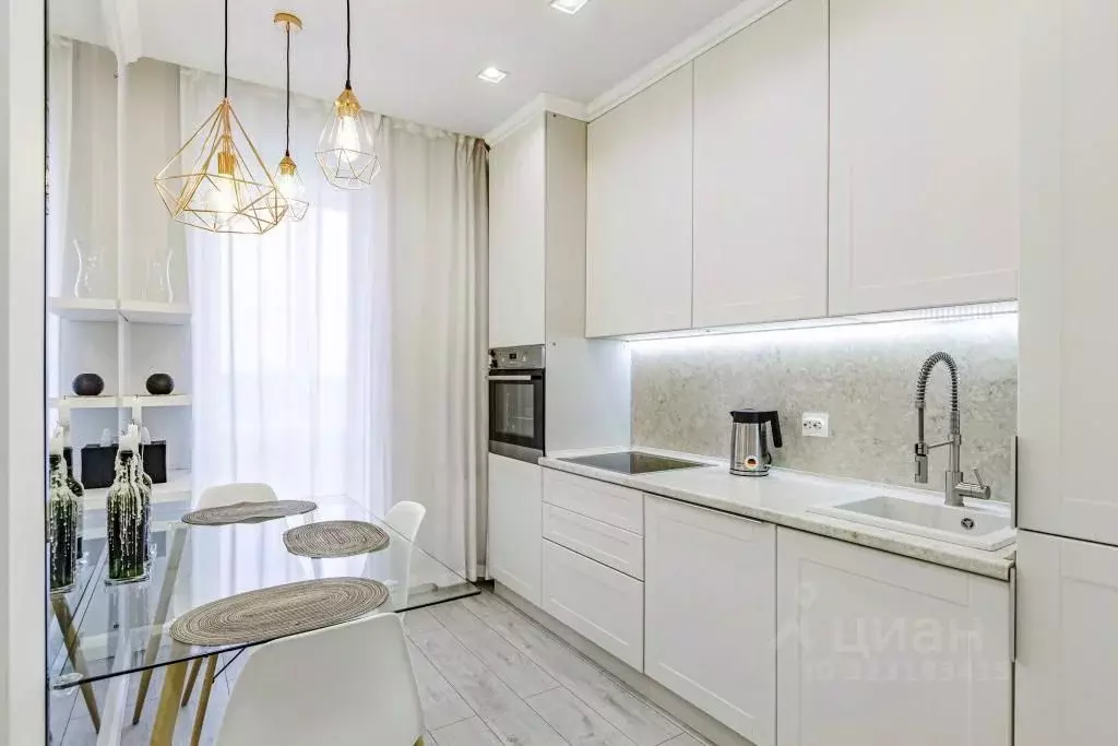 1-к кв. Татарстан, Казань Комсомольская ул., 2 (37.0 м) - Фото 1