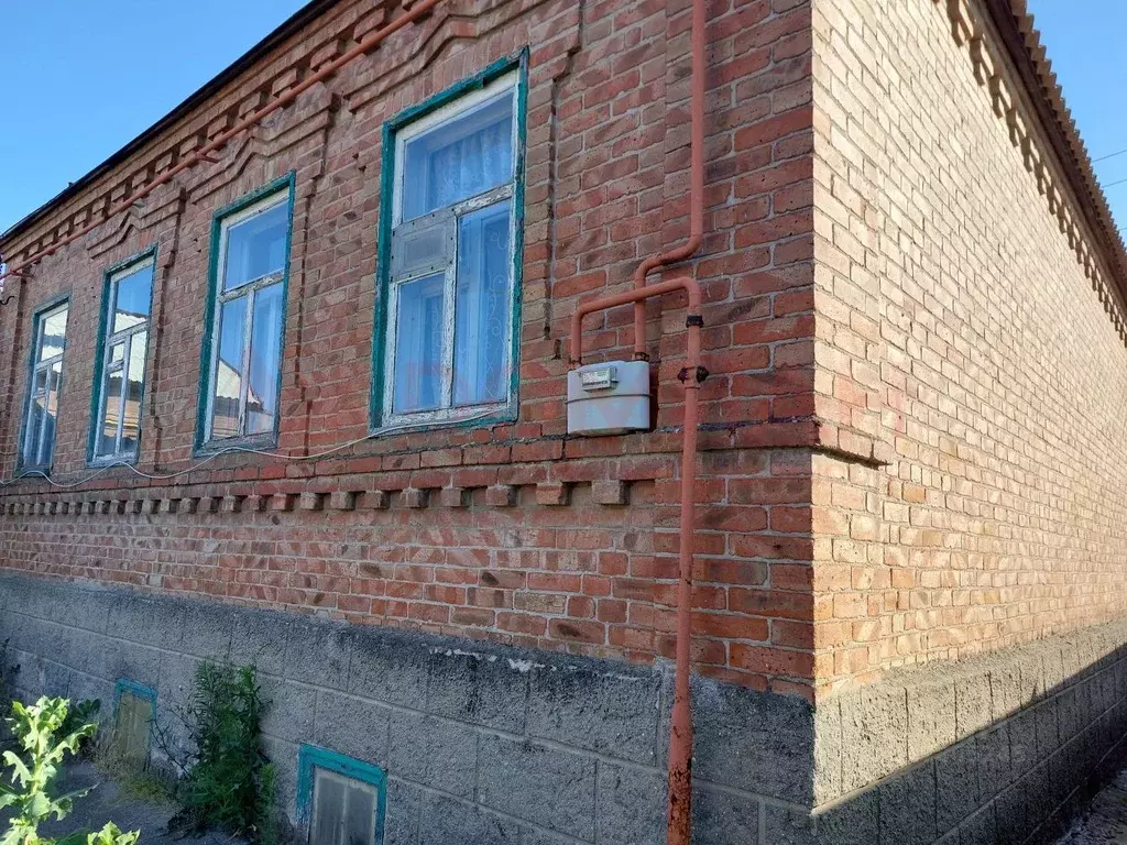 Дом в Ростовская область, Мясниковский район, с. Чалтырь  (110 м) - Фото 0