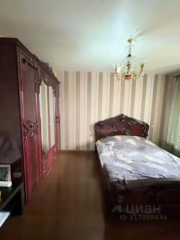 2-к кв. Красноярский край, Красноярск просп. Металлургов, 53 (58.0 м) - Фото 0