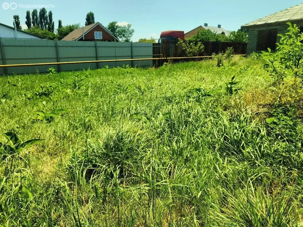 Участок в Лабинск, Коммерческая улица (4.4 м) - Фото 1
