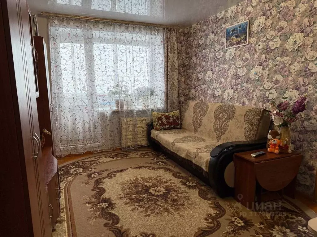 3-к кв. Удмуртия, Воткинск Школьная ул., 4 (51.4 м) - Фото 0