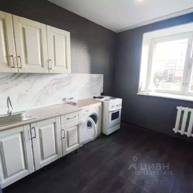 1-к кв. Алтайский край, Барнаул Балтийская ул., 25 (33.4 м) - Фото 1