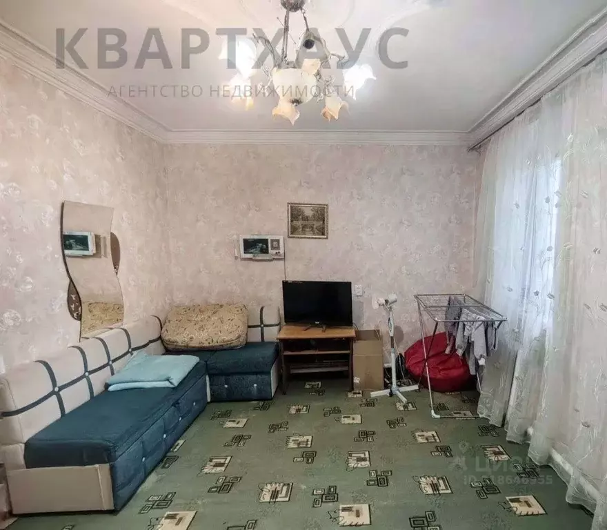 Дом в Волгоградская область, Волгоград Чембарская ул. (64 м) - Фото 1