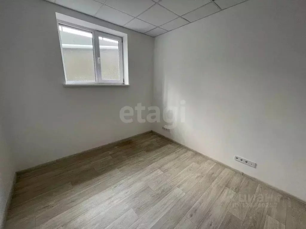 Офис в Крым, Симферополь ул. Генерала Родионова (21 м) - Фото 2