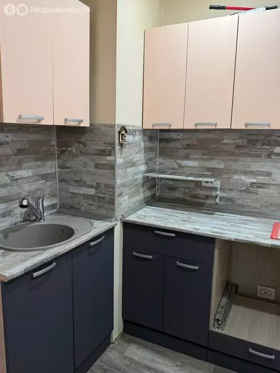 Квартира-студия: Екатеринбург, Машинная улица, 42к1 (17.5 м) - Фото 2