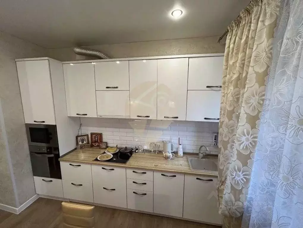 3-к кв. Белгородская область, Старый Оскол Жукова мкр, 18 (90.3 м) - Фото 2