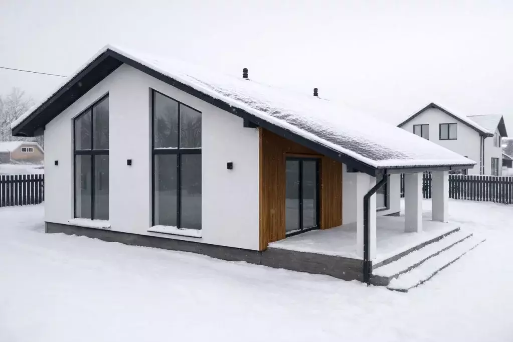 Дом в Калужская область, Жуковский муниципальный округ, с. Совхоз ... - Фото 1