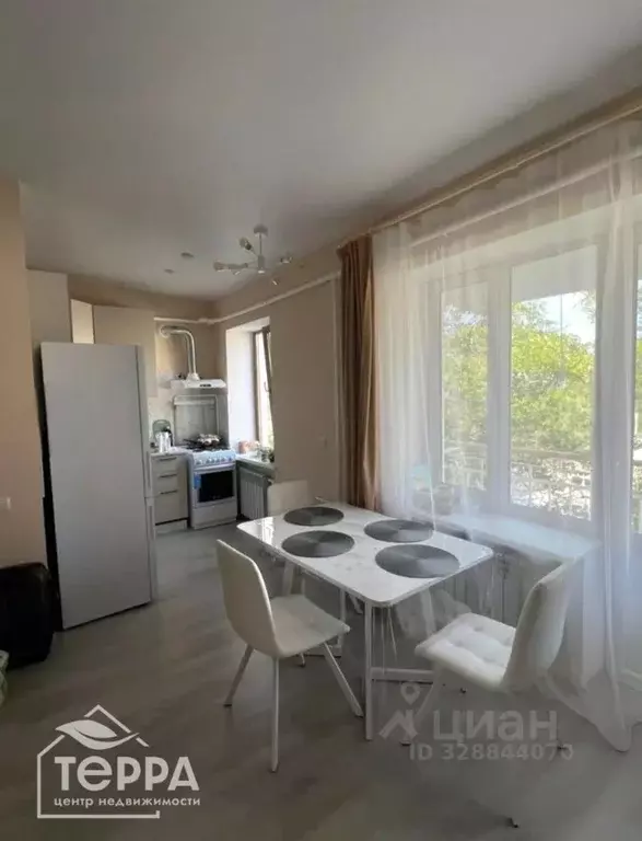 2-к кв. Крым, Евпатория ул. Казаса, 13 (41.5 м) - Фото 1