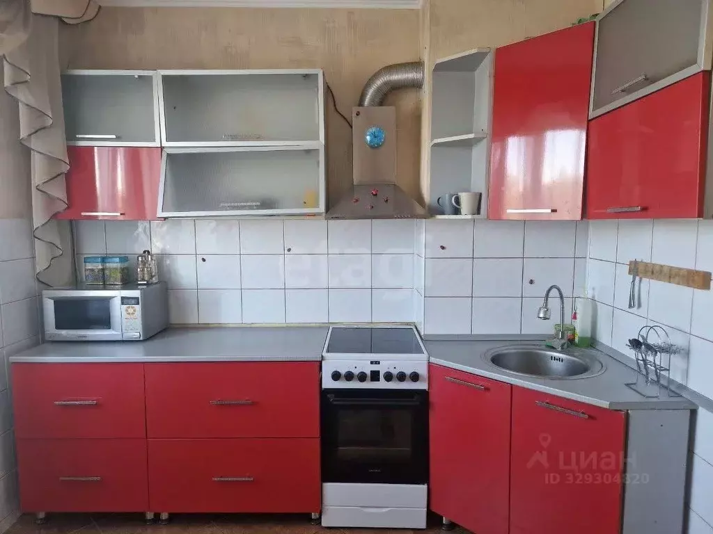 2-к кв. Ямало-Ненецкий АО, Муравленко ул. 70 лет Октября, 1 (50.7 м) - Фото 1
