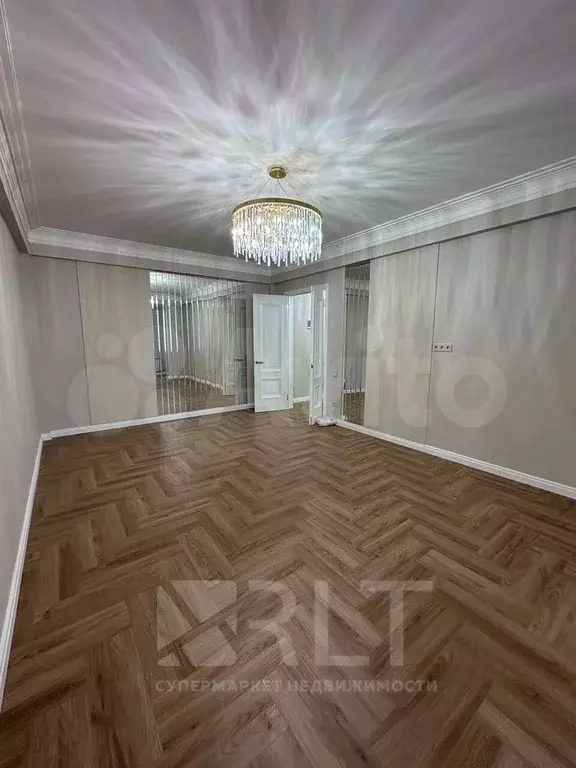 2-к. квартира, 82 м, 5/12 эт. - Фото 0
