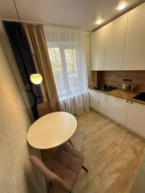 2-к. квартира, 60м, 4/5эт. - Фото 1