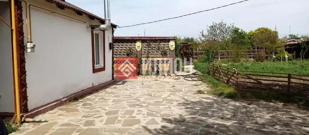 Дом в Крым, Бахчисарайский район, с. Угловое ул. Приморская, 34 (47 м) - Фото 2