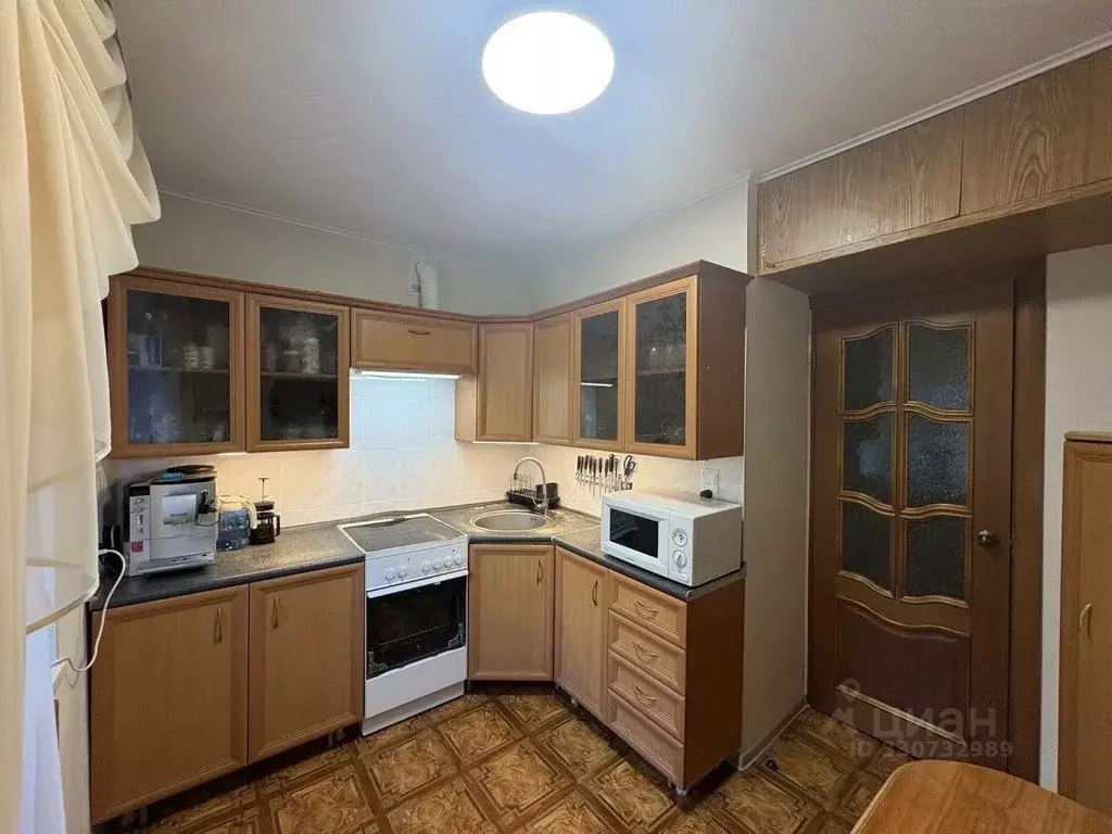 3-к кв. Свердловская область, Екатеринбург ул. Кузнецова, 14 (60.5 м) - Фото 1