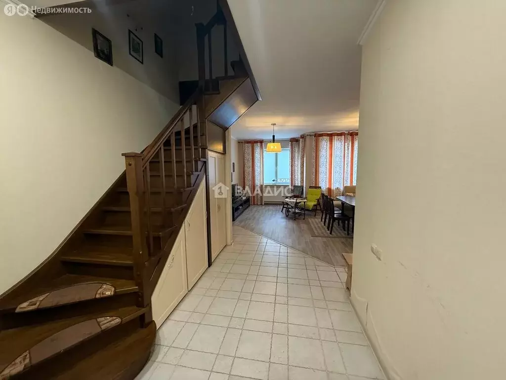 Дом в Пионерский, улица Рензаева, 10Б (129.4 м) - Фото 1