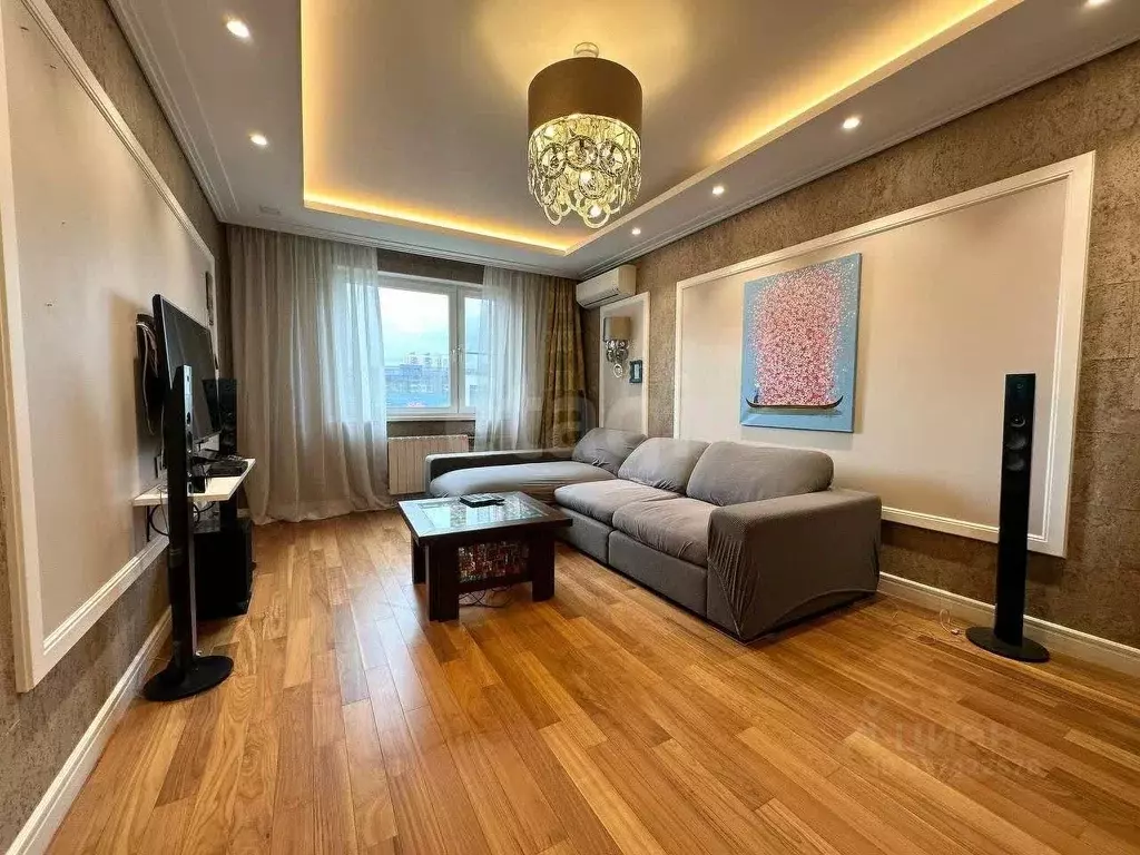 3-к кв. Москва Никулинская ул., 27К3 (81.0 м) - Фото 0