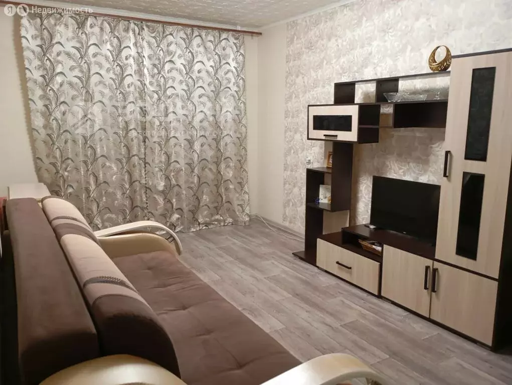 2-комнатная квартира: Шумерля, Заводская улица, 6 (52.9 м) - Фото 2