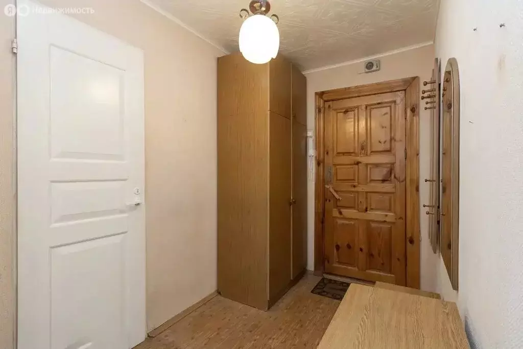 2-комнатная квартира: Тюмень, улица Республики, 90 (43.7 м) - Фото 1