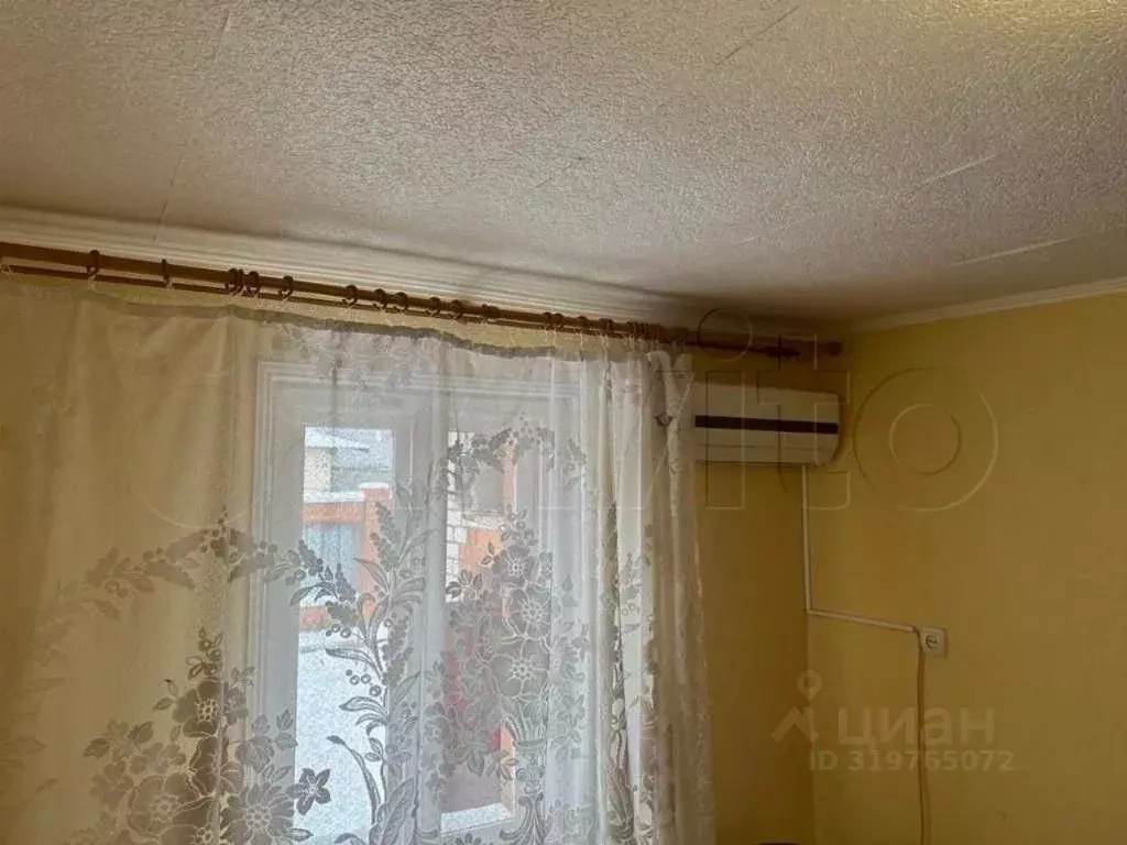 Дом в Белгородская область, Старооскольский городской округ, с. ... - Фото 1