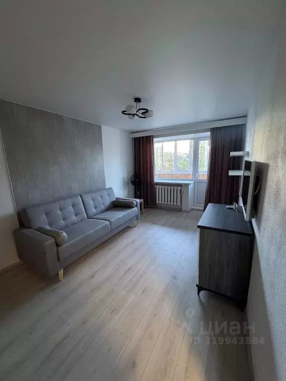 1-к кв. Свердловская область, Екатеринбург ул. Папанина, 5 (30.0 м) - Фото 0
