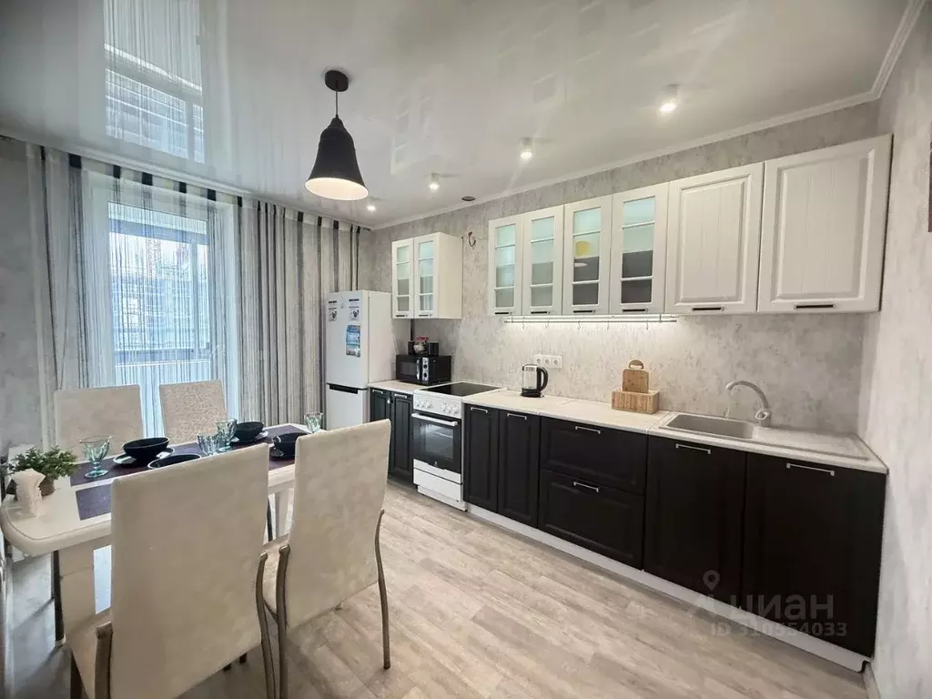 1-к кв. Тюменская область, Тюмень ул. 50 лет Октября, 57Ак1 (37.0 м) - Фото 2