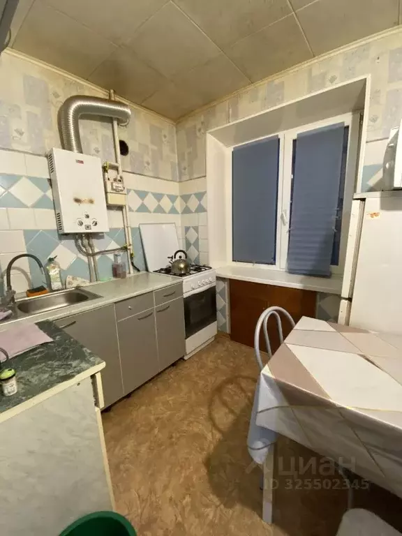 3-к кв. Белгородская область, Белгород ул. Маяковского, 16 (50.0 м) - Фото 1